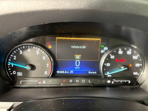 Used 2023 Ford Explorer XLT AWD/4WD image 17