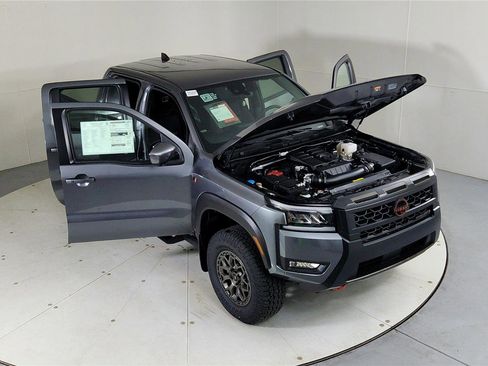 Certified 2026 Nissan Frontier PRO-4X w/ Pro-4x Convenience Package image 50