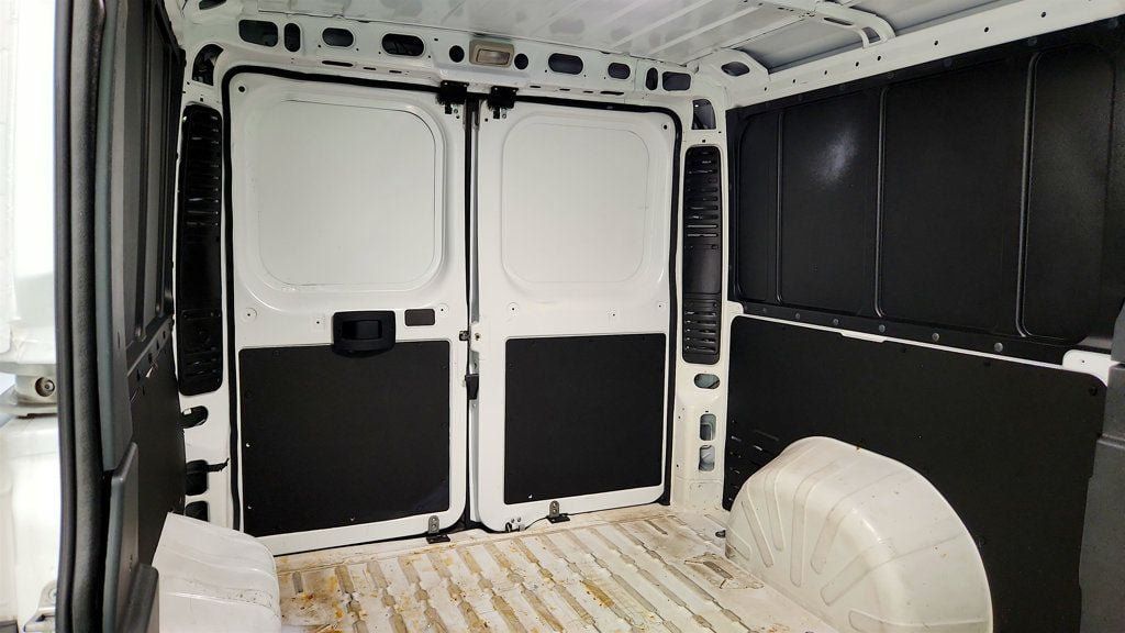 Used 2025 RAM ProMaster 2500 w/ Convenience Group FWD image 23