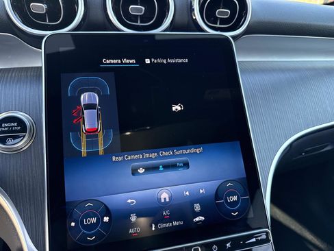 Used 2025 Mercedes-Benz GLC 300 image 27