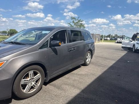 Used 2012 Honda Odyssey Touring image 4