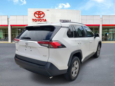 Used 2024 Toyota RAV4 XLE FWD image 3