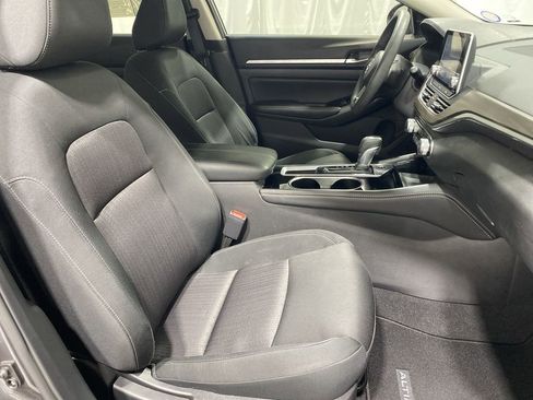Used 2023 Nissan Altima 2.5 SV image 25