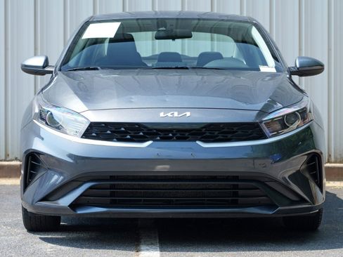Used 2024 Kia Forte LX FWD image 6
