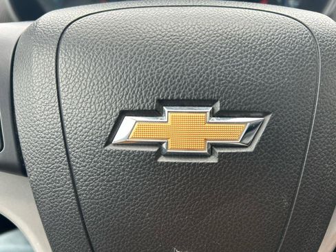 Used 2014 Chevrolet Cruze LT image 20
