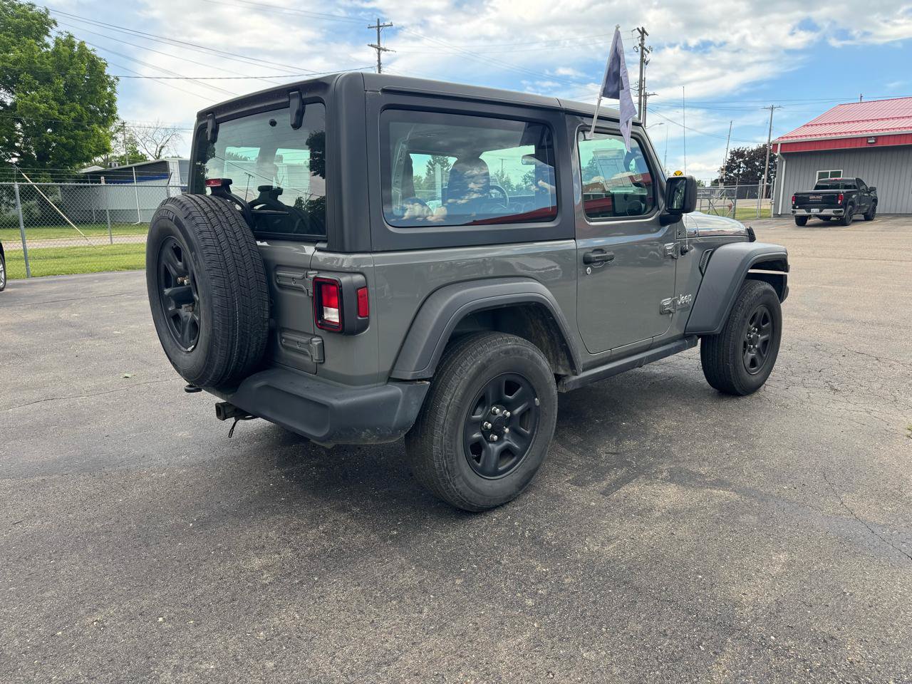 Used 2020 Jeep Wrangler Sport AWD/4WD image 5