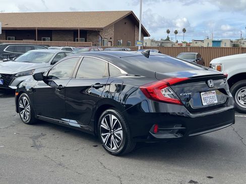 Used 2018 Honda Civic EX-T image 20