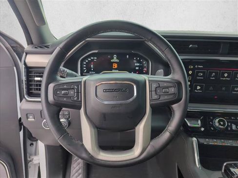 Used 2023 GMC Sierra 1500 Denali w/ Denali Reserve Package RWD image 12