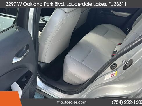 Used 2019 Lexus UX 200 w/ Premium Package FWD image 27