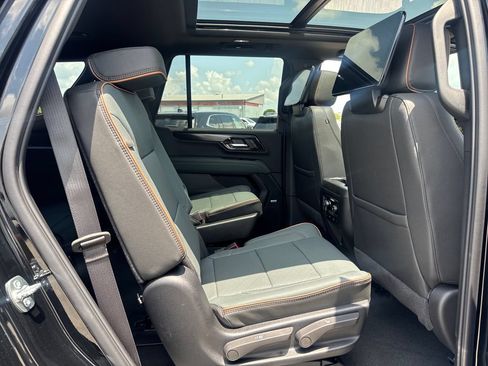 New 2026 GMC Yukon AT4 w/ AT4 Premium Plus Package AWD/4WD image 12