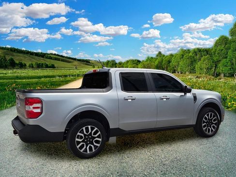 Used 2024 Ford Maverick Lariat FWD image 6