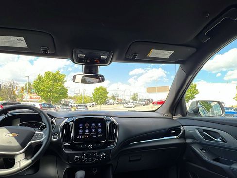 Used 2023 Chevrolet Traverse LT w/ LPO, Floor Liner Package AWD/4WD image 21