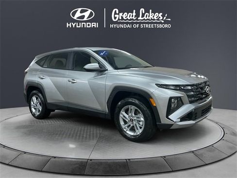 Certified 2026 Hyundai Tucson SE image 7