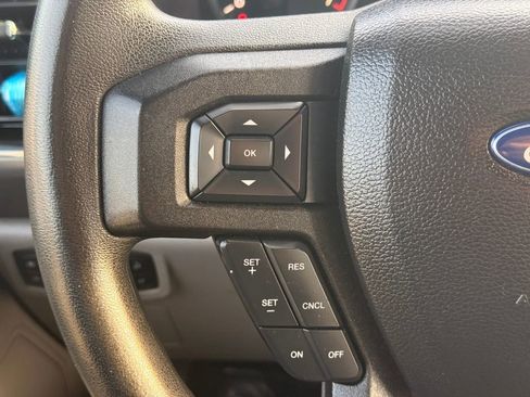 Used 2017 Ford F150 XLT image 25