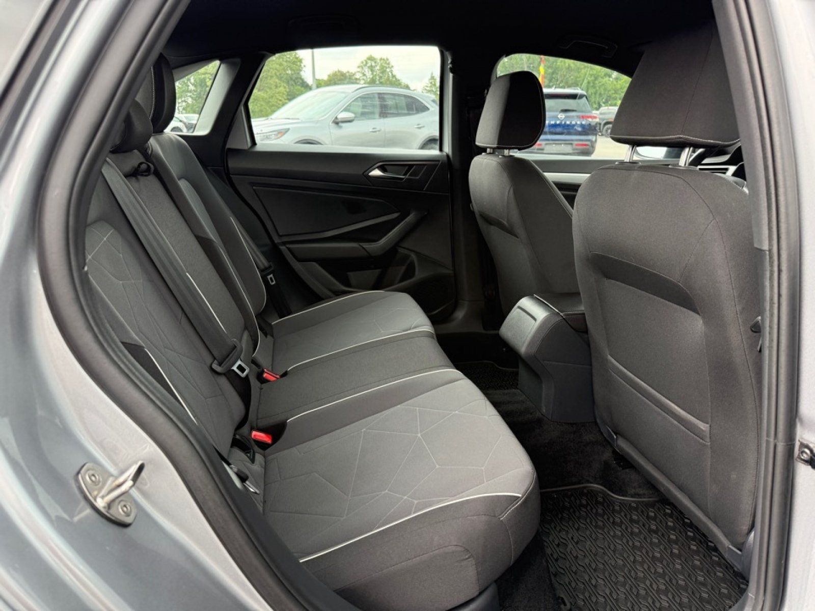 Used 2025 Volkswagen Jetta Sport FWD image 25