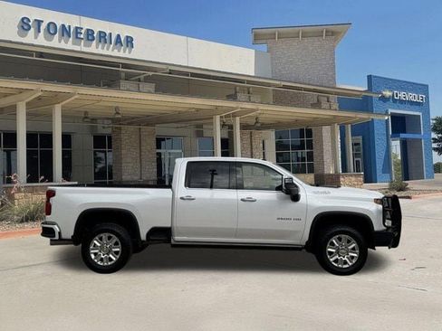 Used 2023 Chevrolet Silverado 3500 High Country w/ Technology Package AWD/4WD image 4