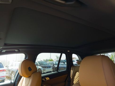 New 2026 BMW X5 sDrive40i w/ Parking Assistance Package image 16