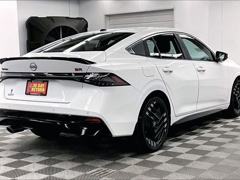 New 2026 Nissan Sentra SR w/ SR Premium Package image 17