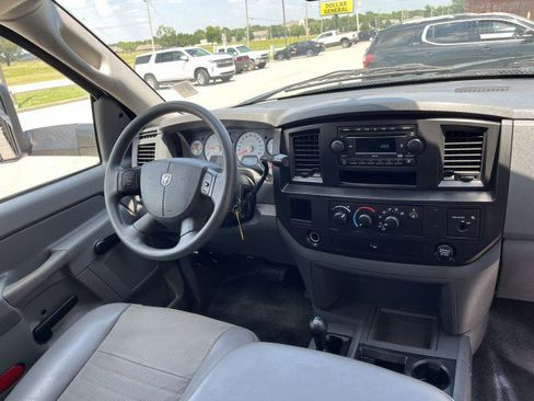 Used 2008 Dodge Ram 5500 Truck 4x4 Regular Cab image 8