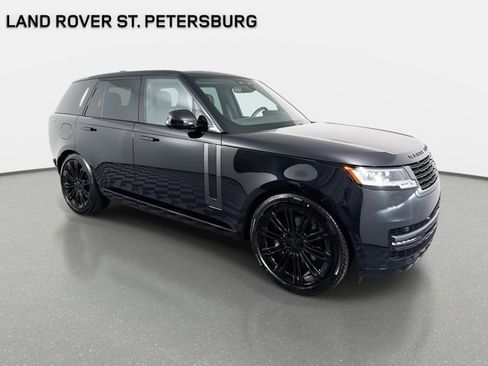 New 2026 Land Rover Range Rover SE image 3