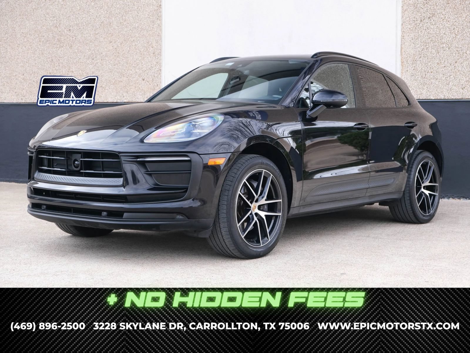Used 2022 Porsche Macan w/ Premium Package Plus AWD/4WD image 1