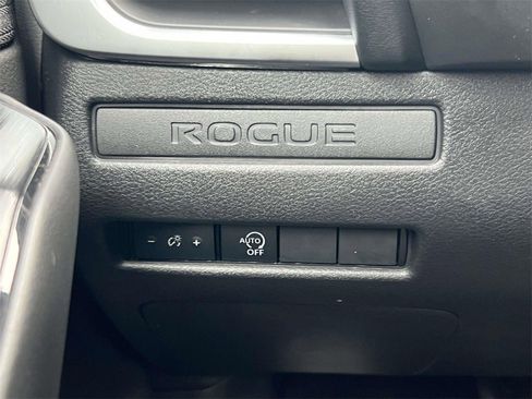 Certified 2023 Nissan Rogue S image 25