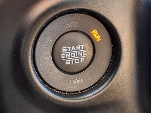 Used 2022 Jeep Wrangler Unlimited Rubicon w/ LED Lighting Group image 25