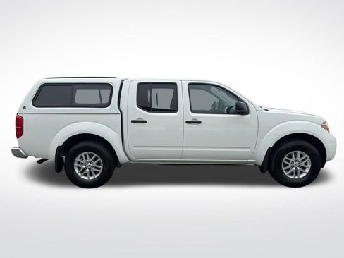 Used 2021 Nissan Frontier SV image 5