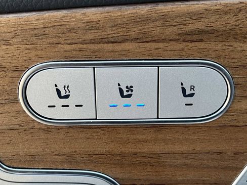 Certified 2024 Mercedes-Benz GLE 450 4MATIC image 20