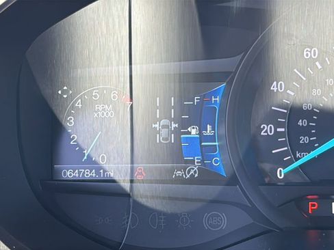 Used 2020 Ford Edge Titanium FWD image 9
