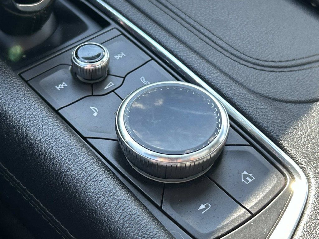 Used 2023 Cadillac XT6 Luxury AWD/4WD image 37