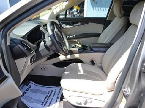 Used 2016 Lincoln MKX Reserve w/ Climate Package AWD/4WD image 11