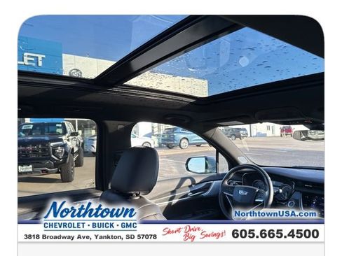 Used 2024 Cadillac XT6 Sport image 23