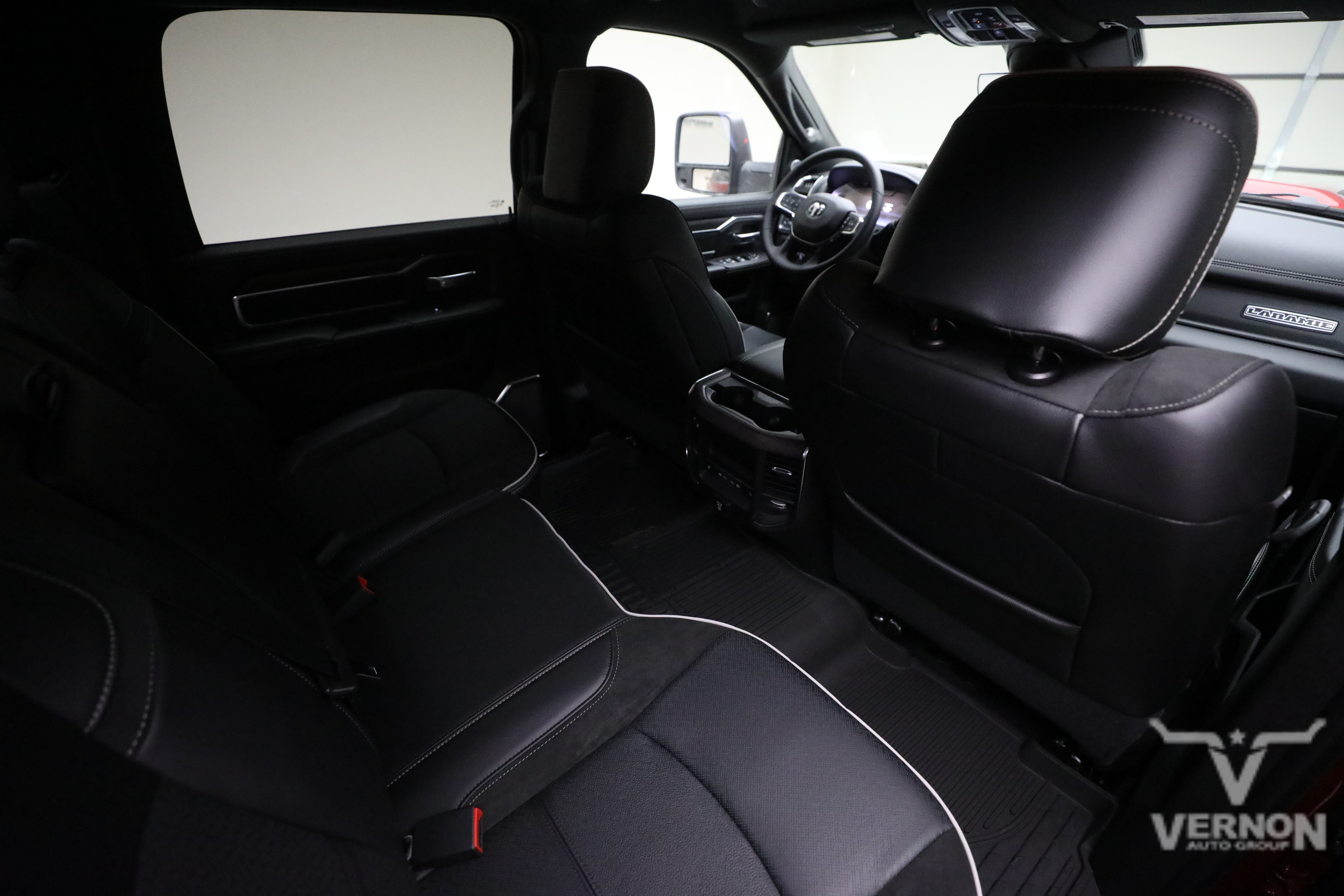 New 2027 RAM 3500 Laramie AWD/4WD image 12