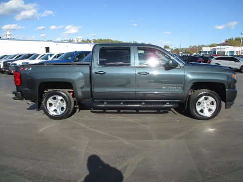 Used 2018 Chevrolet Silverado 1500 LT w/ All Star Edition image 2