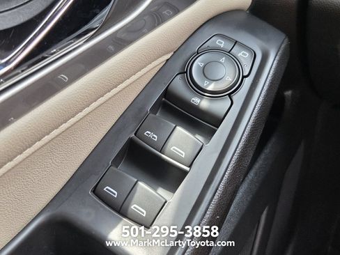 Used 2022 Chevrolet Traverse LT AWD/4WD image 25