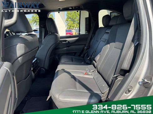 Used 2023 Lexus LX 600 F Sport image 11