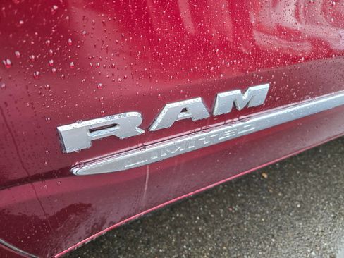 Used 2020 RAM 1500 Limited image 11