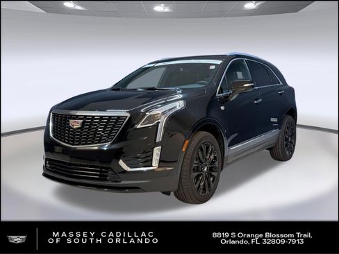 Certified 2022 Cadillac XT5 Luxury FWD image 1
