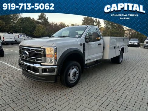 New 2024 Ford F550 4x4 Regular Cab Super Duty image 1