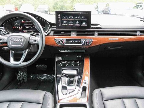Used 2022 Audi A4 2.0T Premium Plus image 13