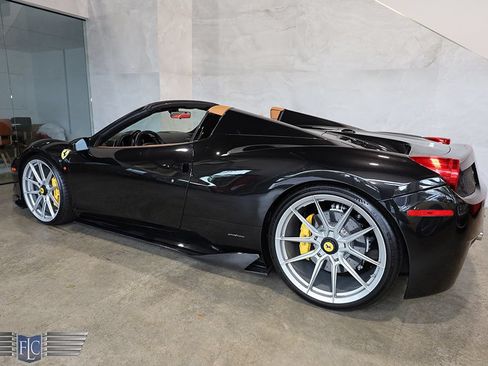 Used 2013 Ferrari 458 Spider RWD image 49