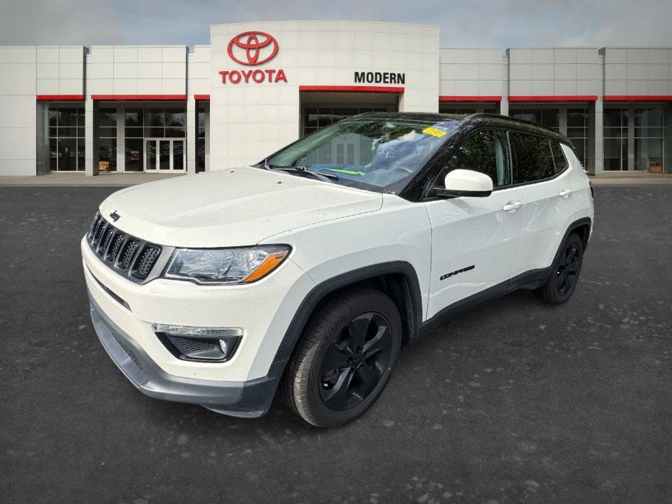 Used 2020 Jeep Compass Latitude FWD image 4