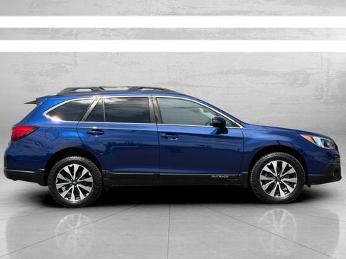 Used 2017 Subaru Outback 3.6R Limited AWD/4WD image 4