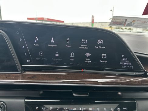 Used 2021 Cadillac Escalade ESV Sport Platinum w/ LPO, ONYX Package image 7