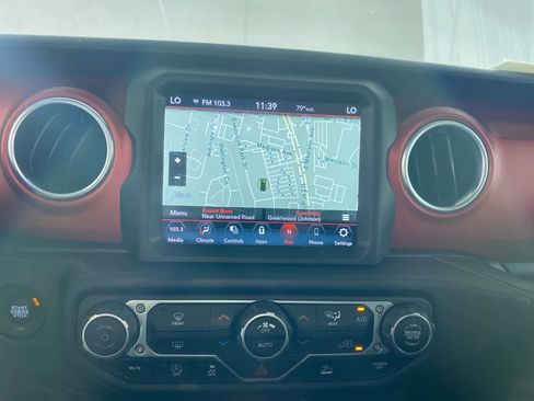 Used 2023 Jeep Wrangler Unlimited Rubicon image 26