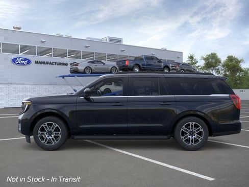 New 2026 Ford Expedition Max Active AWD/4WD image 3