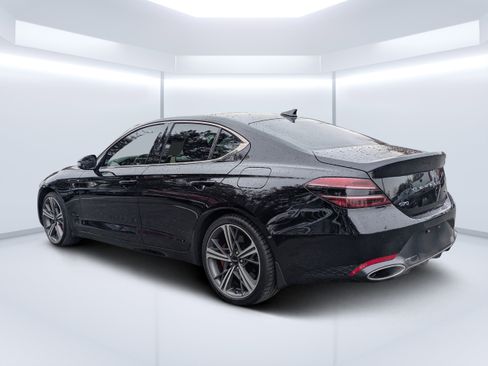 Used 2024 Genesis G70 3.3T Advanced image 5