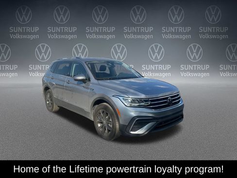 Used 2024 Volkswagen Tiguan SE FWD image 5