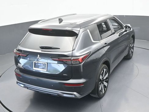 New 2026 Mitsubishi Outlander SEL image 50